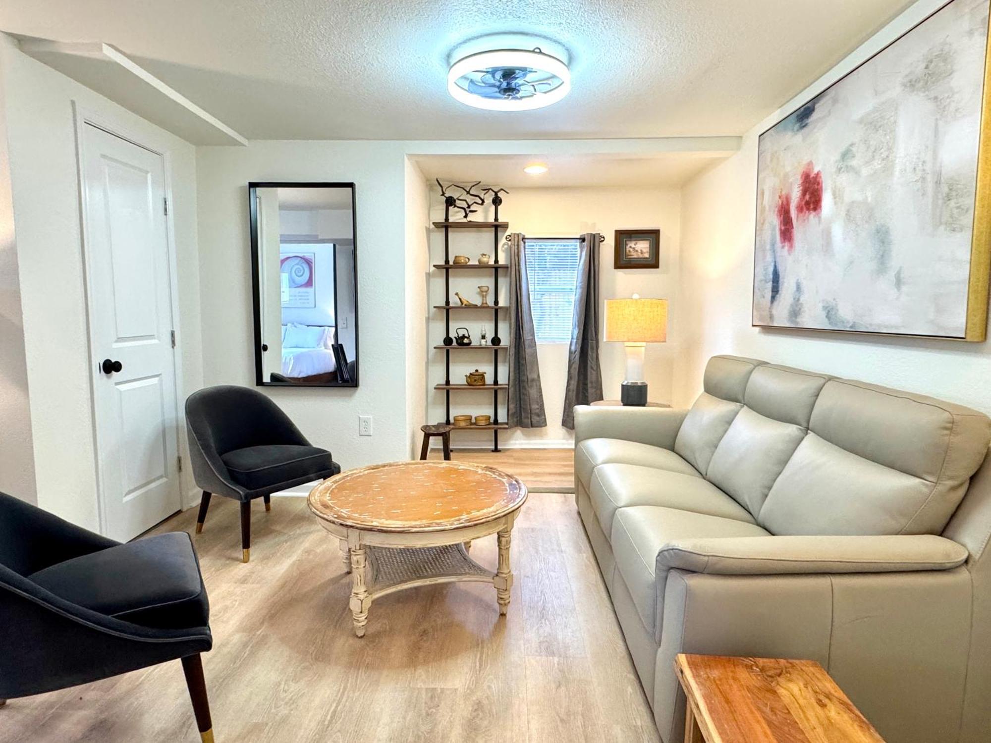 Upgraded Suite - Easy Access To Uptown #N29 Oklahoma Stadt Exterior foto